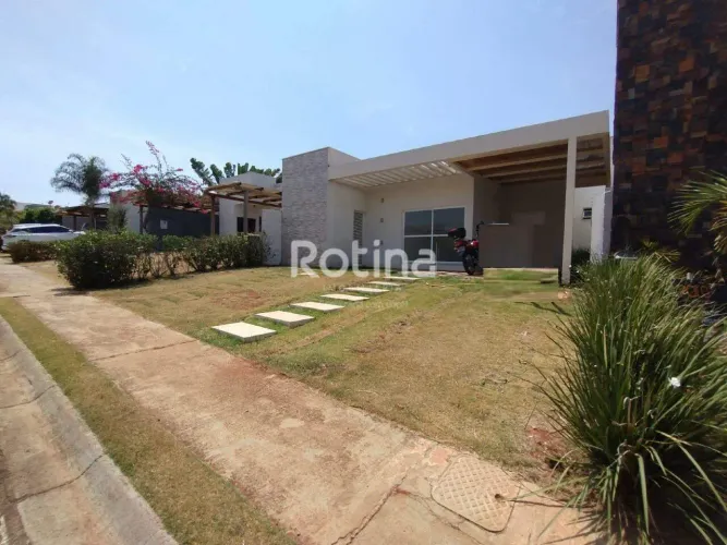 Casa Condomínio Fechado para alugar, 3 quartos, Laranjeiras - Uberlândia/MG - Rotina Imobi