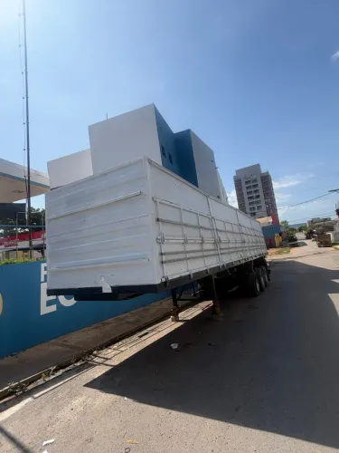 Carreta guerra toda reformada