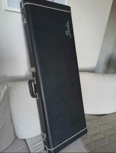 Case Fender