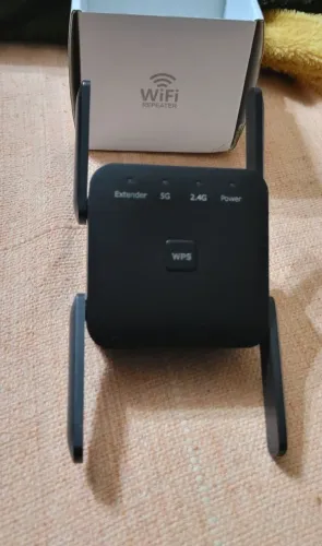 Repetidor de Wi-Fi AC1200 Dual Band c/ 4 antenas