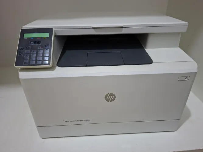 Hp color laserjet MFP M180nw com 3,5k cópias 