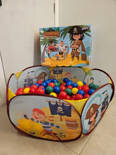 Piscina de bolinhas Zippy Toys com bolas extras