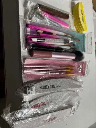 Kit de pincéis e lixas
