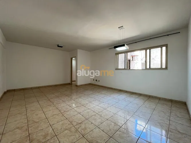 Apartamento com 04 dormitórios (01 suíte) na Vila Redentora, com elevador e 156 m².