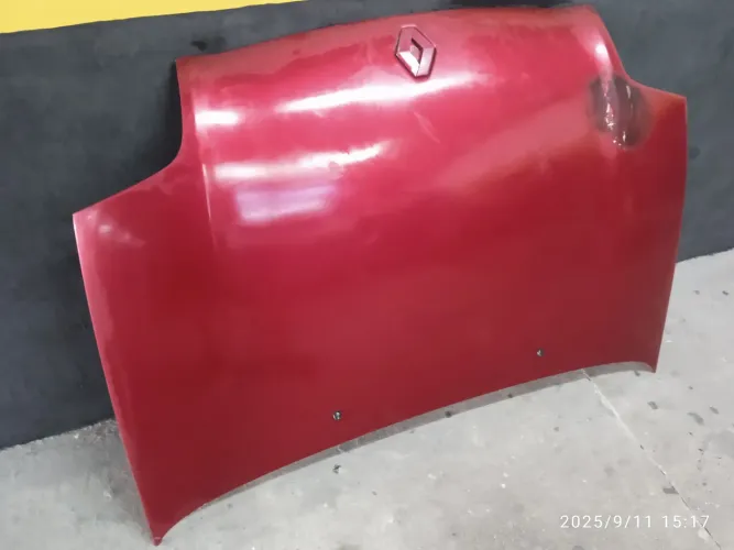 Capô Renault Clio 