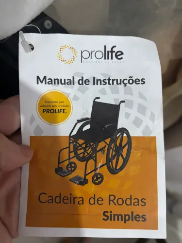 Cadeira de rodas nova