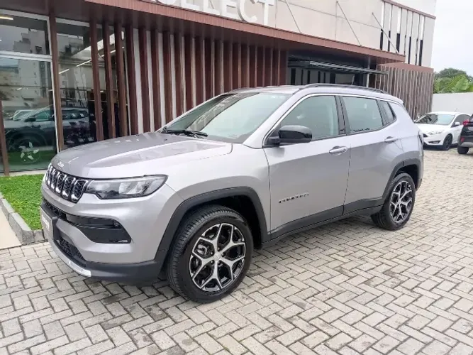 Jeep Compass Long. T270 1.3 TB 4X2 Flex AUT 2026