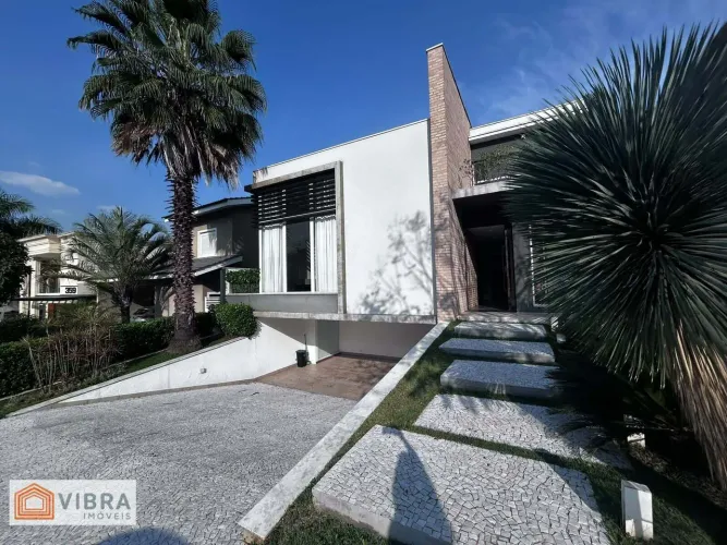 Casa para alugar no bairro Alphaville - Santana de Parnaíba/SP