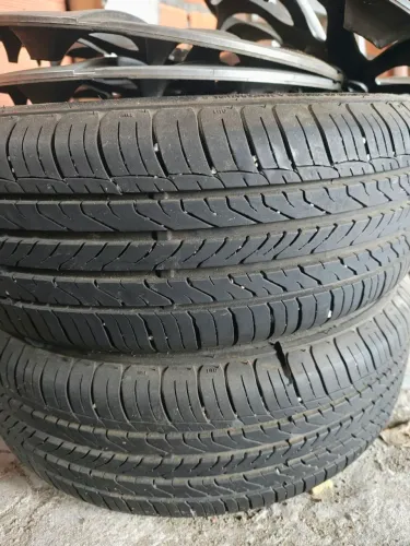 Pneus semi novos 14