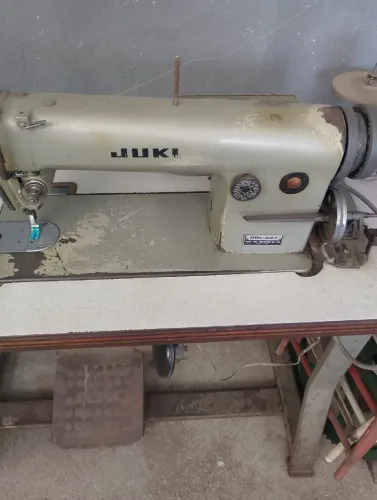 Máquina de costura industrial