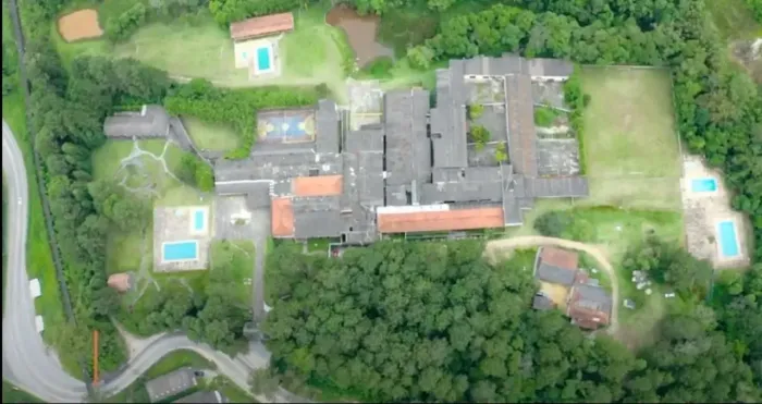 Prédio/Edifício inteiro para aluguel e venda com 10998 metros quadrados com 50 quartos