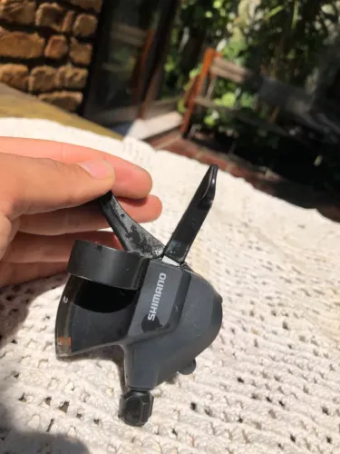 Alavanca de cambio Shimano Altus 3v