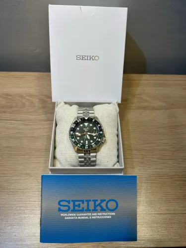 Seiko GMT SSKO35