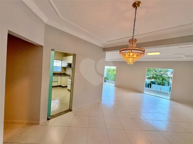 Casa à venda com 3 suítes no condomínio Residencial Villa Dos Inglezes, Sorocaba - SP