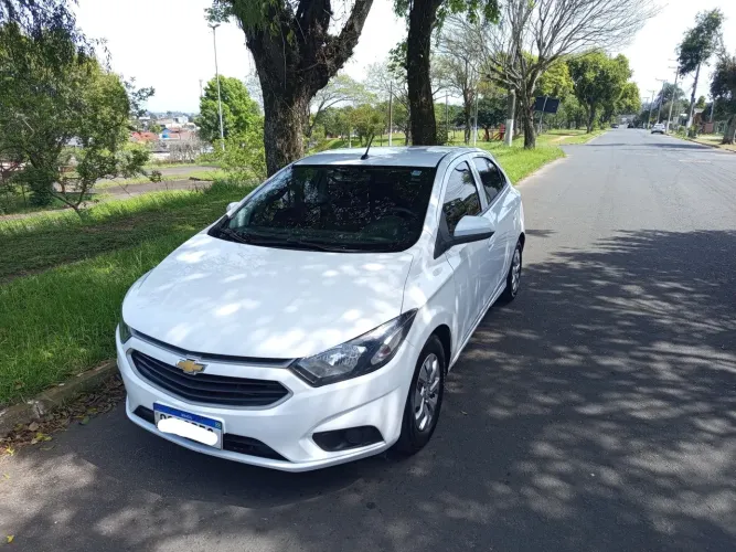 Chevrolet Onix Hatch LT 1.0 8V Flex Mec. 4P 2019
