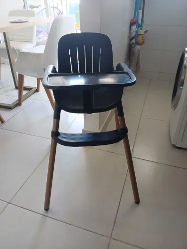 Cadeira de alimentação infantil burigotto