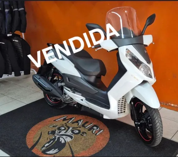 COM 6 MIL KM - SYM CITYCOM S 300 - MAURI MOTOS