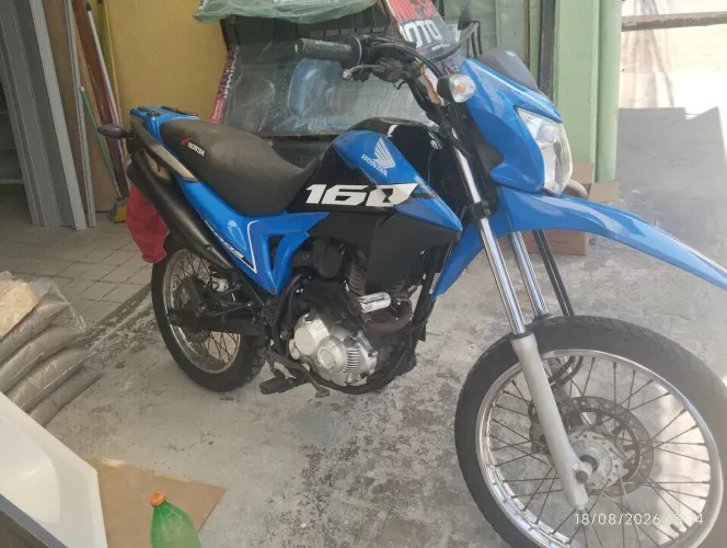 Moto já revisada só transferir e rodar 