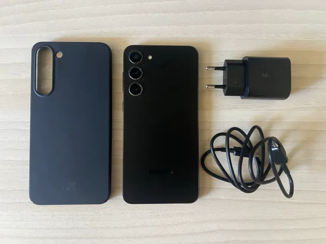 Samsung Galaxy S23 + / S23 Plus / 256GB / Preto