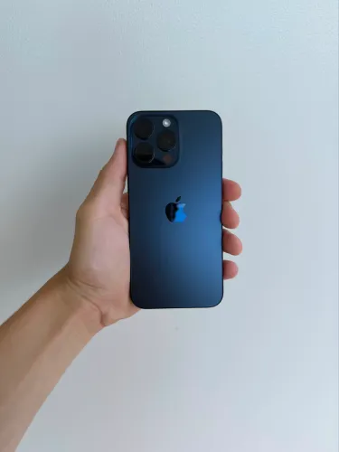 IPHONE 15 PRO MAX DE 1 TB