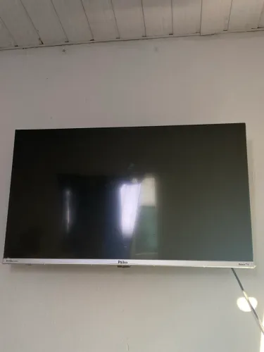 Vende-se esta tv marca Philco roku 