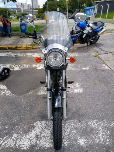 Moto econômica e barato $9.300,00