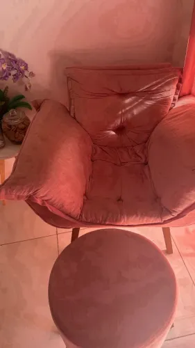 2 Poltronas com 2 poof