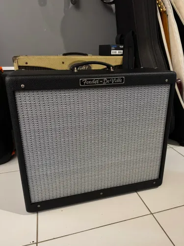 Amplificador Fender Hot Rod Deville 212