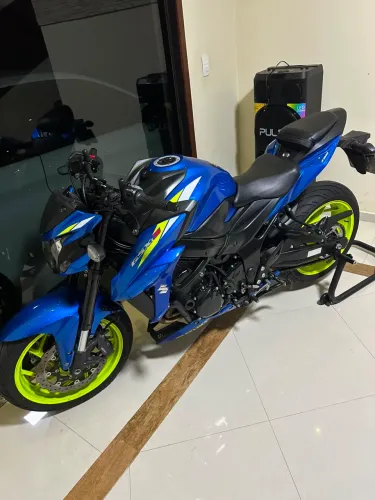 Suzuki GSX S 750 2021 18.000 km
