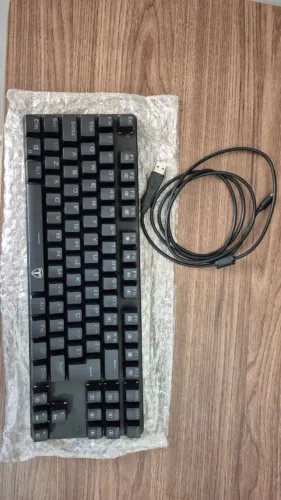 Teclado Mecânico T-Dagger Bora Switch Red