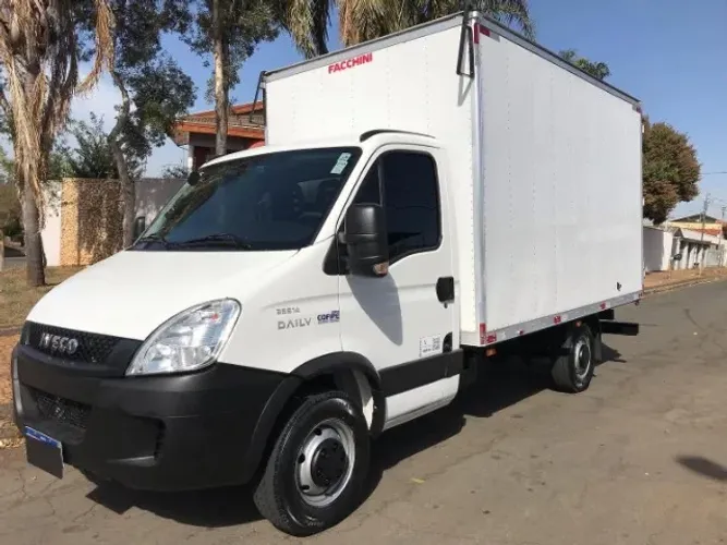 Iveco Daily 35S14 Baú
