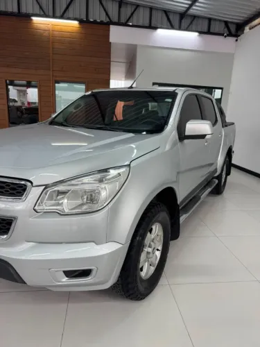 Chevrolet S10 Pick-up LT 2.8 TDI 4X4 CD Diesel 2014