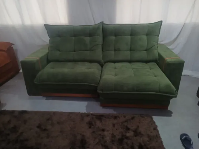 Sofá retrátil e reclinável; seu espaço relax.