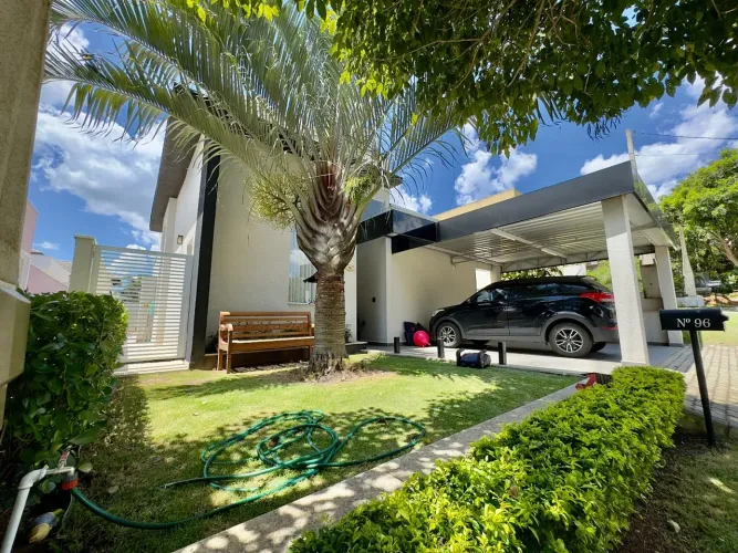 Casa REFÚFIO no Condomínio Terras de Atibaia I