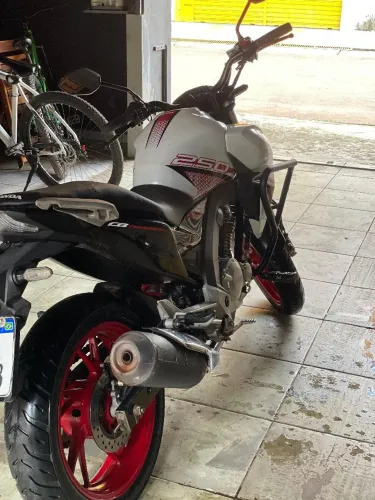 Cb Twister 250