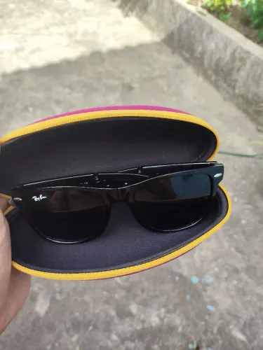 Ray-Ban Dobrável Original - Modelo RB4105