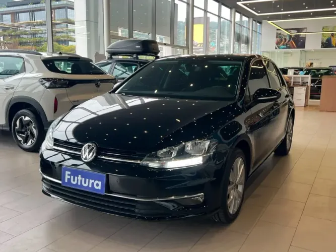 Volkswagen Golf Highline 1.4 TSI Total Flex Aut. 2018