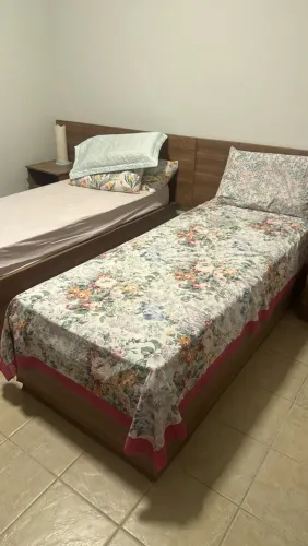 Cama de solteiro com colchão