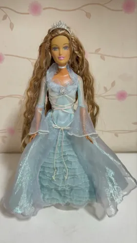 Barbie Rayla- magia Aladus- Rainha das nuvens