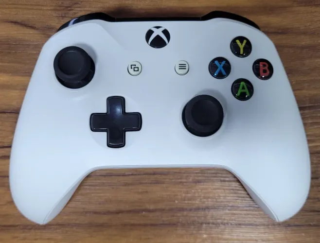 Controle de Xbox one S branco original