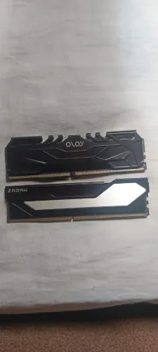 Memórias 8Gb ddr4 (duas 400)
