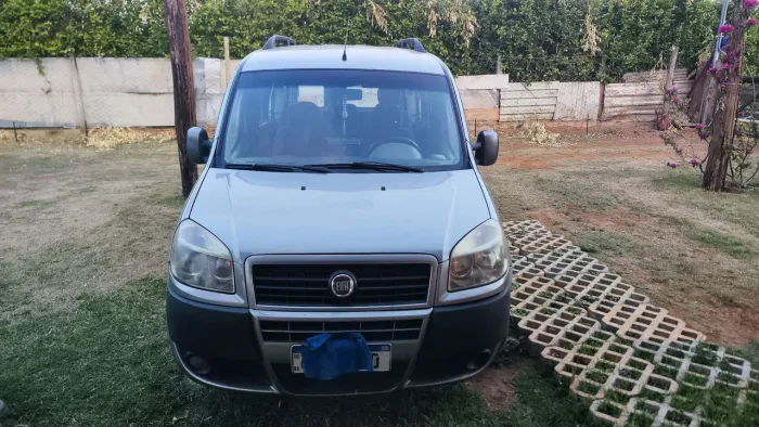 Fiat Doblo Essence 1.8 Flex 16V 5P 2013
