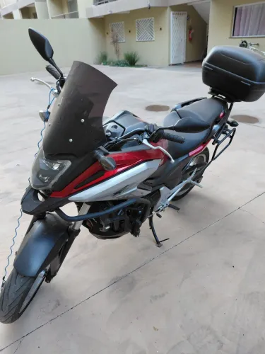 Honda NC 750x 2019 vendo ou troco