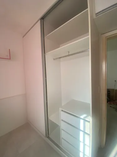 Alugo quarto, para dividir apartamento no Petropolis 2 