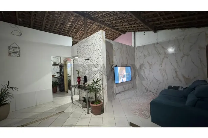 Casa no Lamarão com 2/4  Aracaju/SE