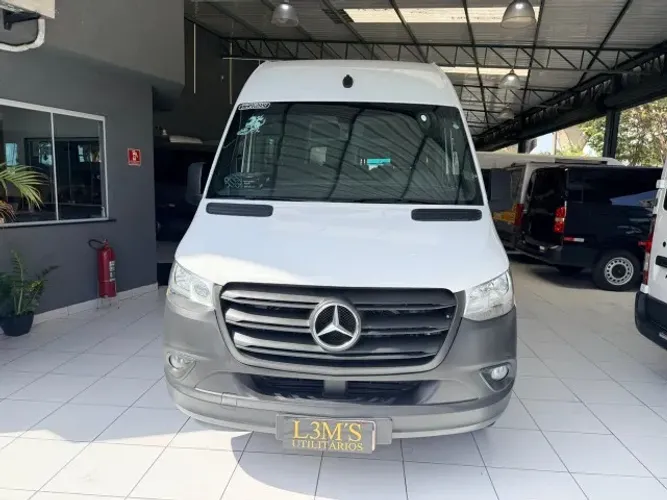 Mercedes-Benz Sprinter 416 Furgão Longo T.a. 2.2 Dies 2022