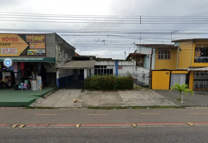 Imóvel comercial com 1.377 m² com 13 salas, vestiários e etc... Cruzeiro (Icoaraci) - Belé