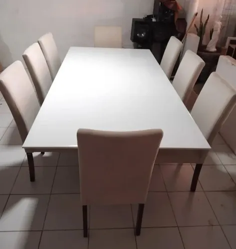 Mesa com 8 Cadeiras
