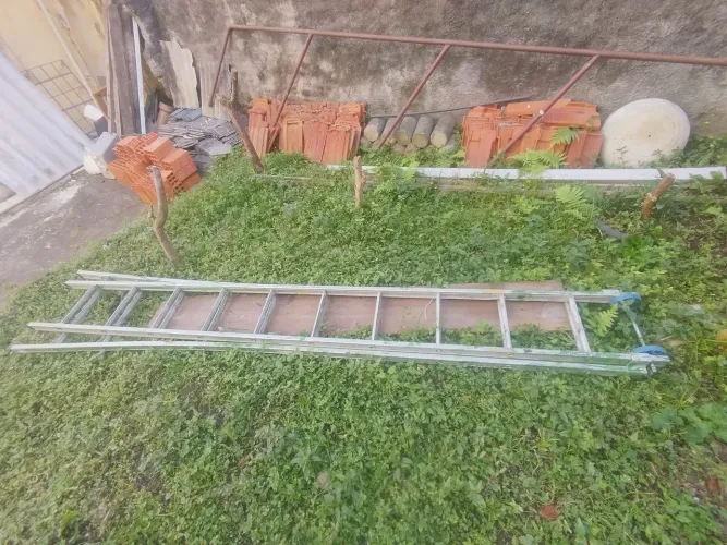 Escada de alumínio 6 metros