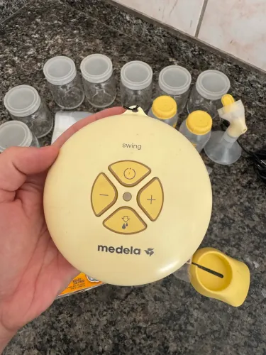 Extrator de Leite Elétrico Medela + Brindes
